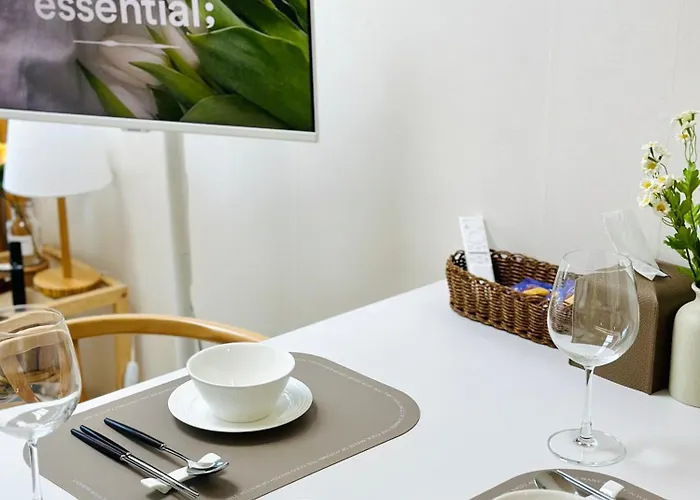 Modern House- Gongdeok Station 1min Walk * Seoul